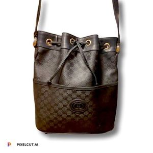 GUCCI Micro GG black bucket bag